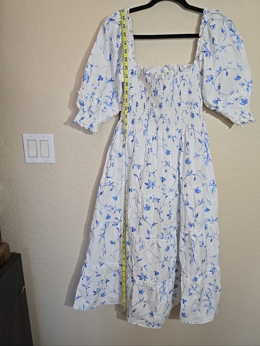 Hill House Home Nesli Nap Blue Floral Smocked Midi Dress Womens Size M - Picture 5 of 9